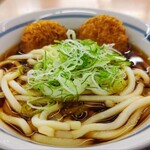 Dondon An - うどん大440円 牛肉入りコロッケ140円 しそ130円