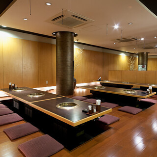 最多可接待50人的宴會洋溢著日式情調的成熟空間