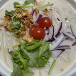 さいとう食堂 - 【トムカーガイフォー】ココナッツミルクと鶏肉のスープのフォー。お気に入りメニュー。