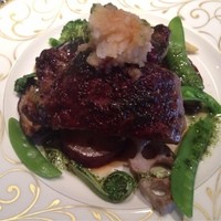コントワール ミサゴ - ダイコンおろし、ポン酢、ジェノベーゼソースが絡み合う、蕨も旬な食材