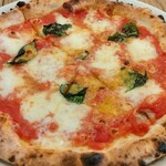 Trattoria e Pizzeria LUNETTA - マルゲリータ