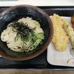 むらさき - ぶっかけうどん冷並、ちくわの磯辺揚げ、いか天、鶏のからあげ