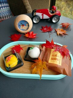 Okashi Dokoro Hanaoka Karuizawa Ten - 在飯店的露台上・・