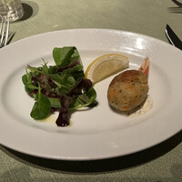 37 Steakhouse & Bar - 