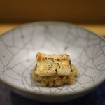 Sushi Akazu - 海うなぎの炭焼き。間にトリュフバター