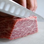 焼肉 乙ちゃん - 素材は全て手切り！プロが切ったお肉は断面が滑らかで味も違うんですよほんとに(^.^)