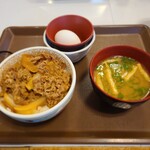 すき家 - ［牛丼(ﾐﾆ)+たまごｾｯﾄ」330+130円。