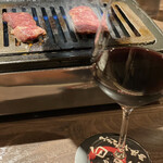 黒毛和牛焼肉 白か黒 - 