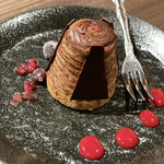 黒毛和牛焼肉 白か黒 - 