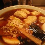 九龍 - 大きい雲呑麺800円
