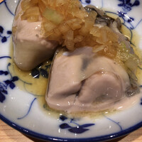 鮨処 やまと - 生牡蠣　玉ねぎポン酢