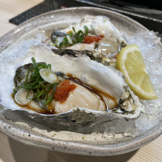 魚と溶岩焼 温 - 料理写真:仙鳳趾ミルク牡蠣