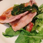 キッチン サカナヤ - このポーク生姜焼きは絶品な味つけ