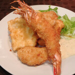 キッチン サカナヤ - ミックスフライ　我が家では定番