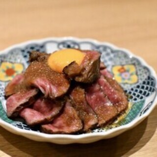 We will make roast beef from A5 rank Kuroge Wagyu beef at your seat!