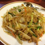 中華料理 陳 - 豚肉細切り野菜焼きビーフン