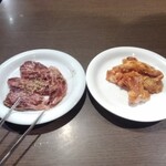 元氣七輪焼肉 牛繁 - ハラミと鶏トロ