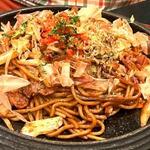 まるしょう - まるしょう特製ソース焼きそば