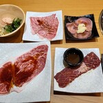 幸せの焼肉食べ放題 かみむら牧場 - 