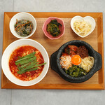 Spicy noodles & stone grilled bibimbap (with white rice or 15-grain rice and Small dish)