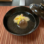 椀物　金目鯛霰揚げ　平茸　