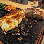 ワンダーステーキ - かなり分厚いのに、柔らかいからアゴが疲れませんね…(⁠・⁠∀⁠・⁠)