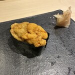 鮨処 美な味 - 驚愕した雲丹。