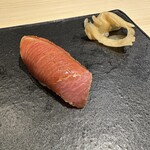 鮨処 美な味 - 中トロのヅケ