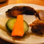 手打そば 菊谷 巣鴨本店 - 酒肴の盛り合わせ　アップ