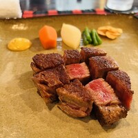 くいしんぼー山中 - 特選ヒレ100g