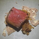 隼 - ⑨W.T.X.O〜ホワイト・トリュフ・x.o醬
      自家製の白トリュフx.o醬を使った一皿。
      肉は山形牛フィレ肉　紀州備長炭で焼き
      トスカーナの白トリュフのスライスを添えて