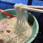 Menshou Musashi Bou - 細麺も硬めスープに絡みます