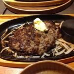 炙り肉寿司 梅田コマツバラファーム - ハンバーグとカキフライ定食1,100円税別