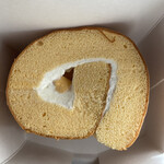 スイーツガーデン ユウジアジキ - みーみーのみみ　フワフワの生地は玉子感たっぷりなんです。この生地に包まりたい♡