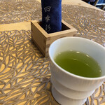 四季彩 はなれ - 刺繍入りのおしぼりは特別感あり