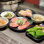 Tabenomihoudai Yakiniku Dainingu Chikaraya - 