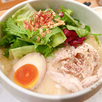 Toripaitanyumen Kageyama - 鶏白湯麺塩そば（880円税込）