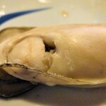 Fukushimaya - 蒸し牡蠣アップ