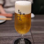 幻の和牛と三崎港直送鮮魚の居酒屋 モルゲン - まずはビアーで乾杯