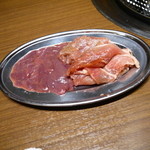 焼肉×食べ放題 南大沢 にひゃくてん - 豚レバーと豚ロース