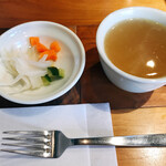 コバチ咖喱 - ピクルスとオニオンスープ
