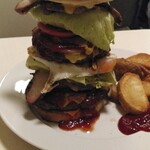 ベーカーバウンス - パティＷビッグＪバーガー