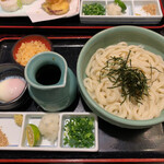 うどん本陣 山田家 讃岐本店 - 