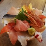 おさかなセンター イチノイチ - すし屋の海鮮丼  ￥1230