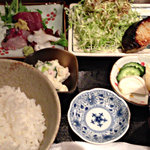 味彩 - お造りと銀だら西京焼き