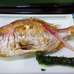 Echigoya Ryokan - 鯛の塩焼き