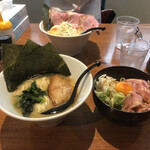 近江熟成醤油ラーメン 十二分屋 - 