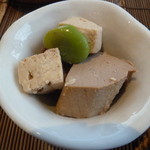 Kamakuramae Uogen - なまり・そらまめ・豆腐の梅干し煮