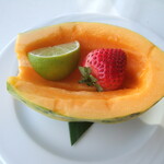 Hilton Hawaiian Village Waikiki Beach Resort - フルーツボウル