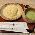 甘味処 鎌倉 - わらび餅と抹茶のセット（1,000円税込）